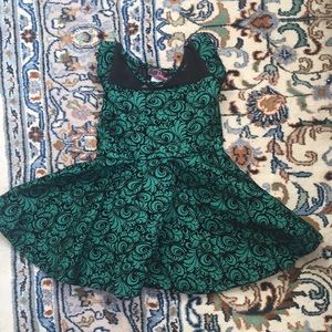 Girls dress